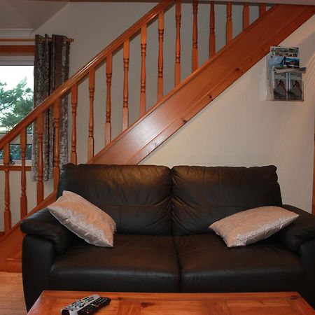 73 Westend, Balallan, Isle Of Lewis Extérieur photo